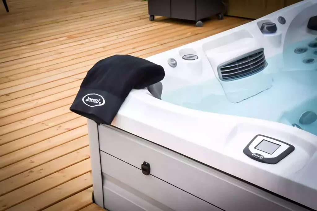 jacuzzi hot tub details