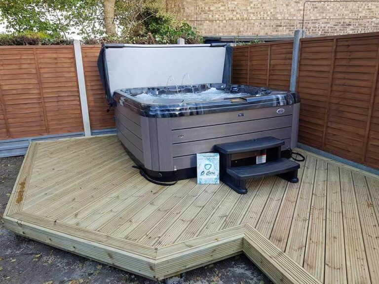 American Whirlpool Hot Tubs Legacy Hot Tubs in Sarasota